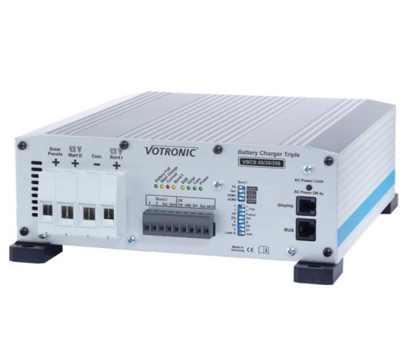 Nabíječka a manažer baterií Votronic VBCS Triple 45/30/350 (kombinace booster 45A, síťová nabíječka 30A, MPP solární regulátor 350 Wp, 12V)