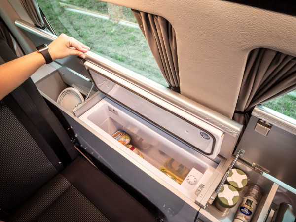 Box chladicí kompresorový Reimo CityVan 26l (vestavný, úzký profil 20 cm, 12V/24V, kompresor Danfoss)