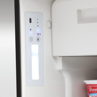 Chladnička vestavná kompresorová Dometic CoolMatic CRX 65 12/24V (57 l, stříbrná)