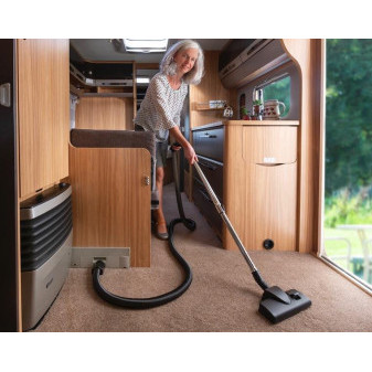 Vestavný vysavač Sweepovac 650 W s teleskopickou hadicí 2–6 m