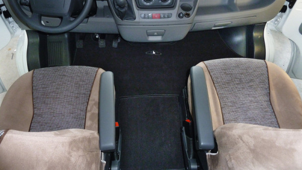 Podlahové rohože Carbest pro Mercedes Sprinter, 2006-2018