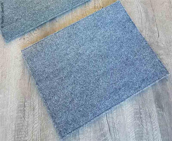 Koberec vyhřívaný 230 V / 65 W (60 × 45 cm) – šedý