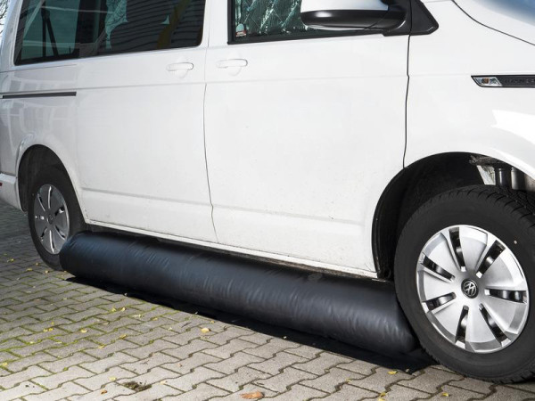 Clona větrná nafukovací podvozková pro obytné dodávky a kempinkové autobusy (HD-PVC, černá)
