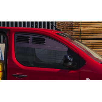 Mřížky větrací do oken kabiny pro Citroën Jumpy, Peugeot Expert a další (od r.v. 2016, sada 2 ks)