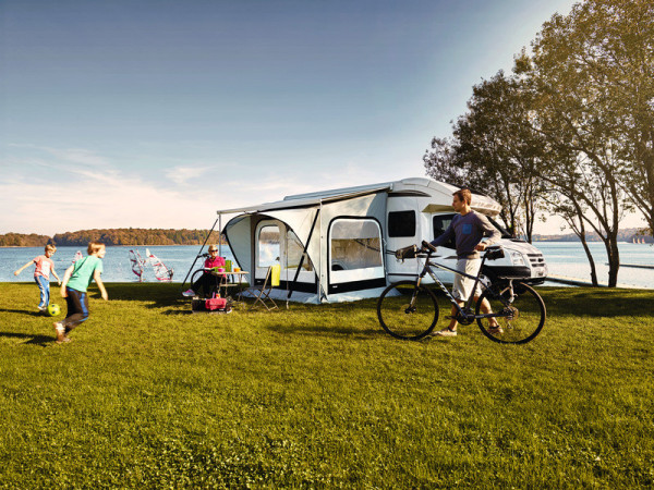 Markýzový stan Thule Quickfit střední, šířka stanu 2,6 m, šířka markýzy 3,0 m