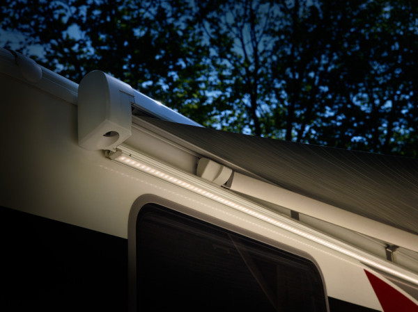 Páska LED samolepicí 12 V teplá bílá 5 m (voděodolný IP66, 19 W, 1250 lm, 3M páska)