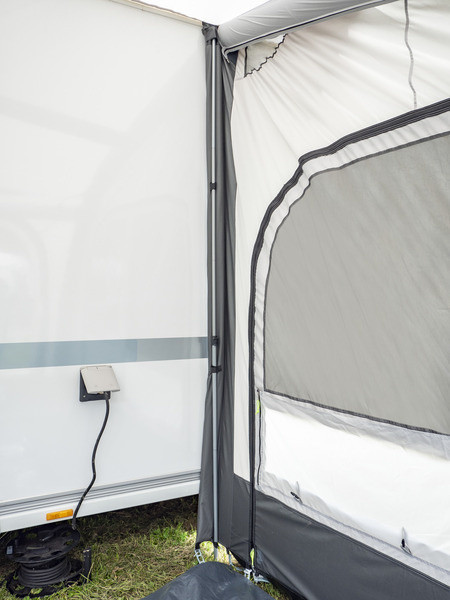 Markýza do karavanu TAVIRA AIR 490, jednorázové nafouknutí, 3 okna