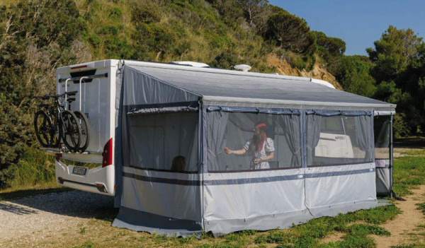 Soukromé světlo F80 300 Ducato H2, výška 245 cm (centimetry), vč