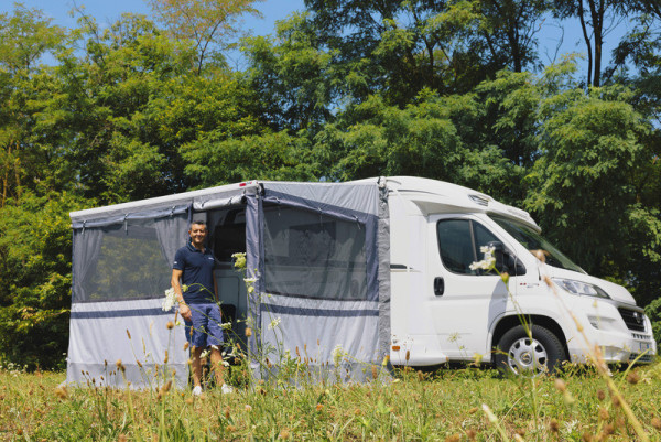 Sada pro rozšíření přední stěny předstanu / markýzy (šířka 200 cm)