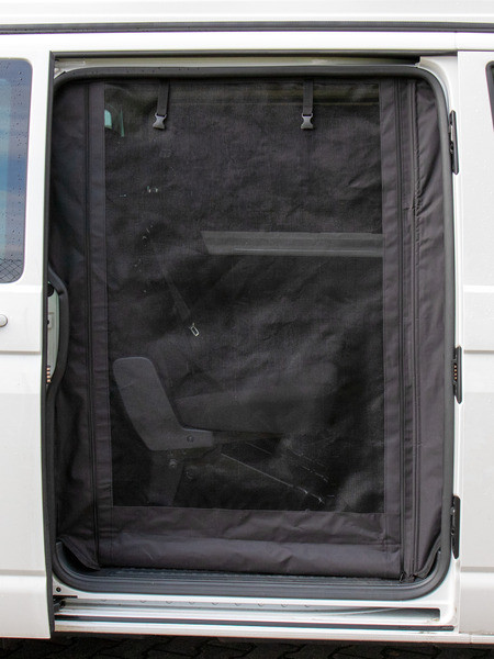 Moskytiéra pro posuvné dveře VW T5 / T6 / T6.1 (pravá, suchý zip a magnety)