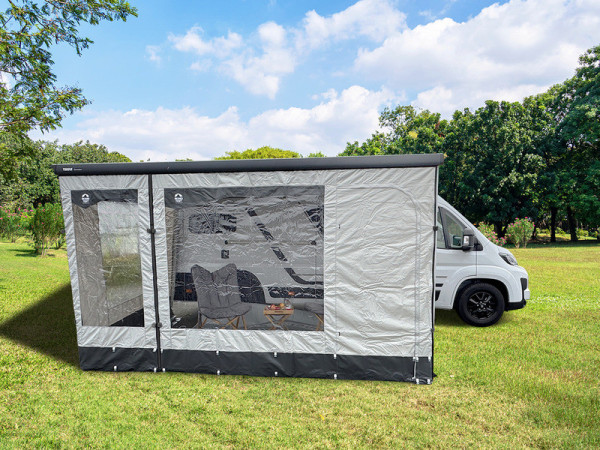 Přední panel proti větru a dešti Reimo Girona Wind- & Rainblocker (330 × 235–250 cm) – 1 dveře, 1 okno