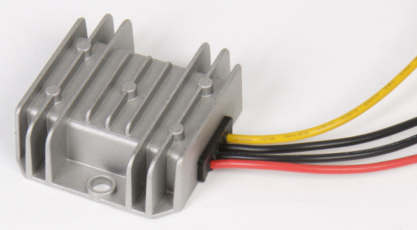 Měnič napětí z 8-40V na 12V, 3A, IP68