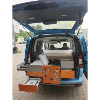 Vestavba dodávková - ALLBOX MINIVAN s postelí