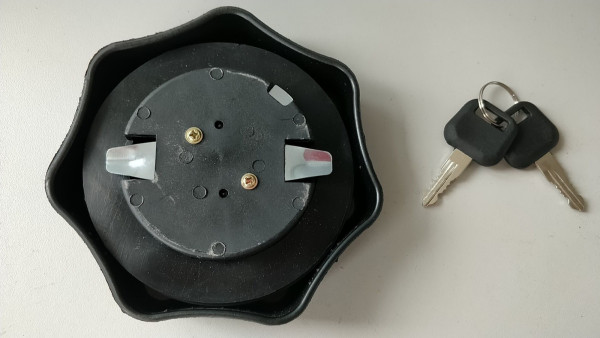 Víčko palivové nádrže uzamykací pr.105 Iveco (vnitřní průměr 78 mm)