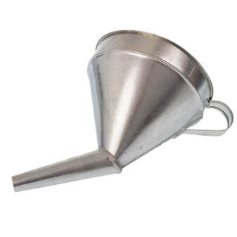 Nálevka kovová zkosená , průměr 23cm, výška 19cm