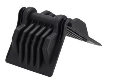 Roh ochranný plastový černý 150x145mm