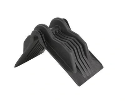 Roh ochranný plastový černý XXL 145x180mm, vysoká kvalita