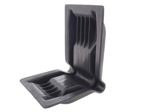 Roh ochranný plastový černý XYZ,