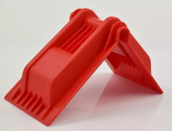 Roh ochranný plastový červený 230x160mm