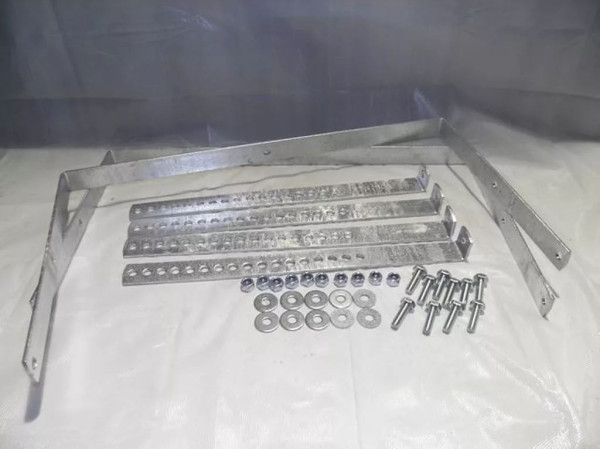 Držák skříně nářadí