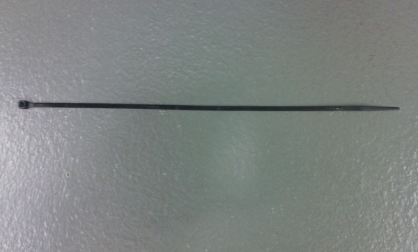 Pásek stahovací plast 4,8*280mm černý